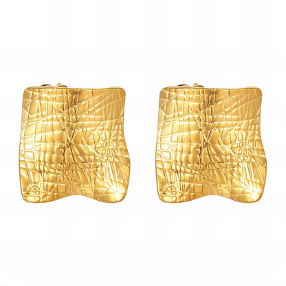 Textured Elegance Stud